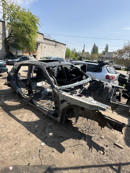 Кузов четверть крыша инфинити fx35 fx45