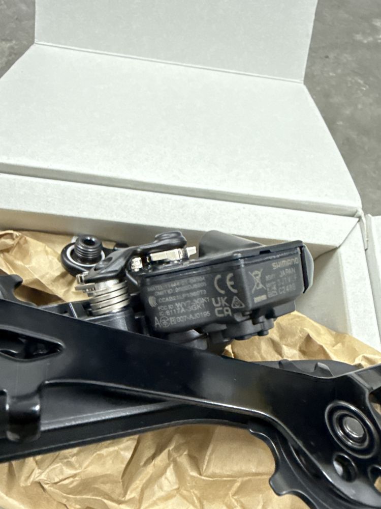 Переключатель задний Shimano Ultegra Di2 RD-R8150