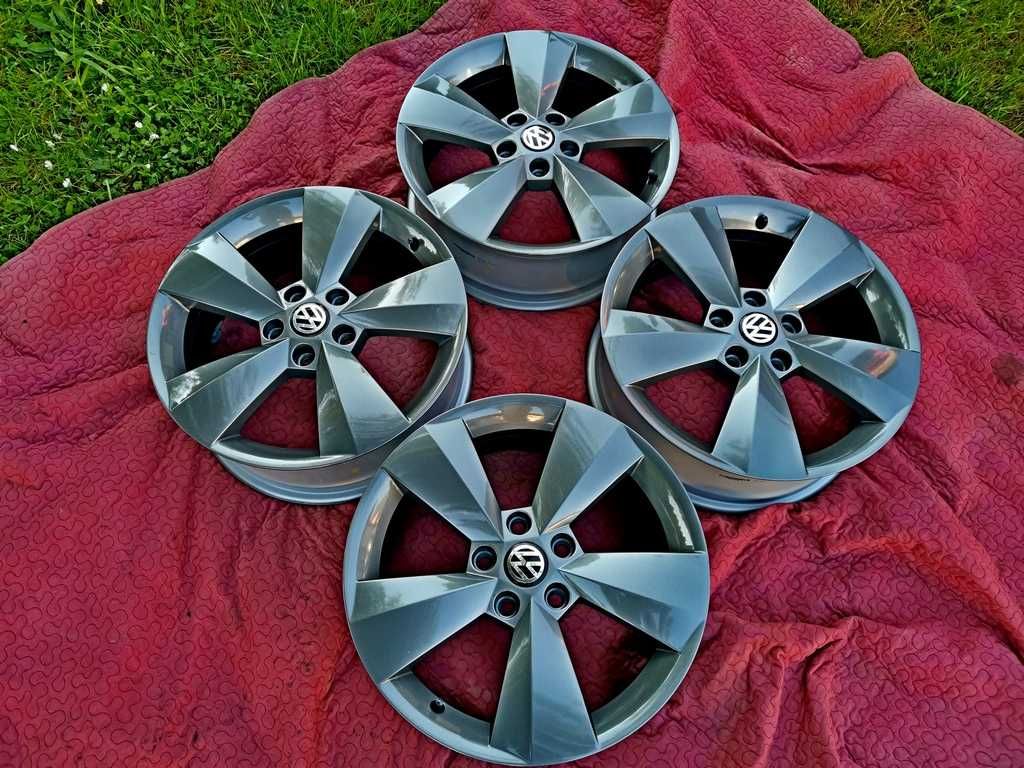 ALUFELGI 17' VW Golf Touran Passat Sharan Jetta ET38 - 5x112