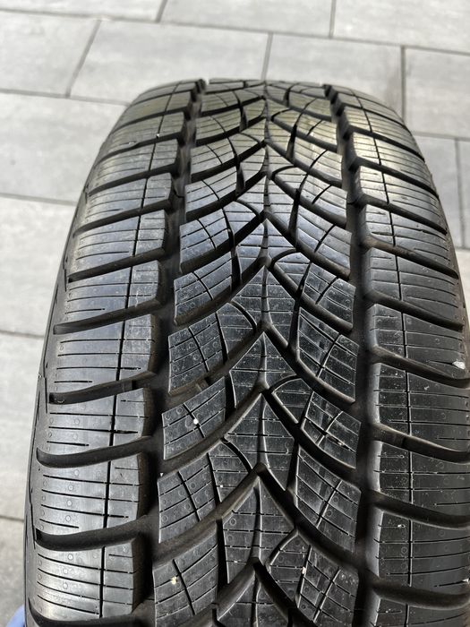 Opony zimowe 205/50 r17, 2022 rok