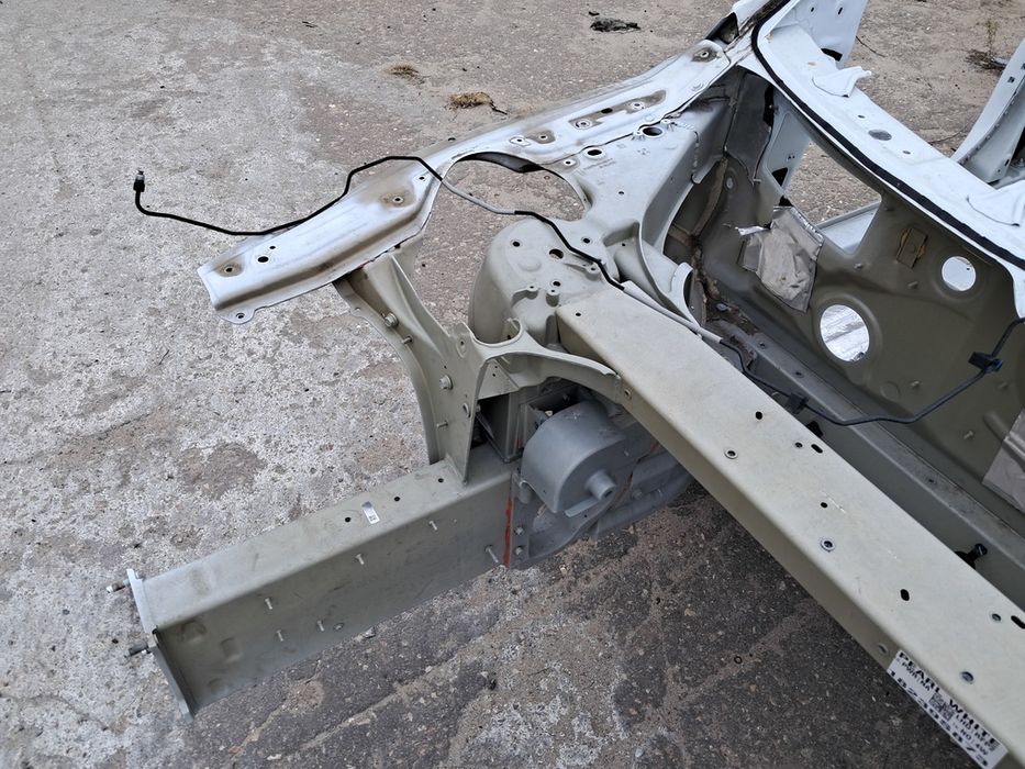 Четверть передняя правая Tesla Tesla Model S 12-20 1134701S0C