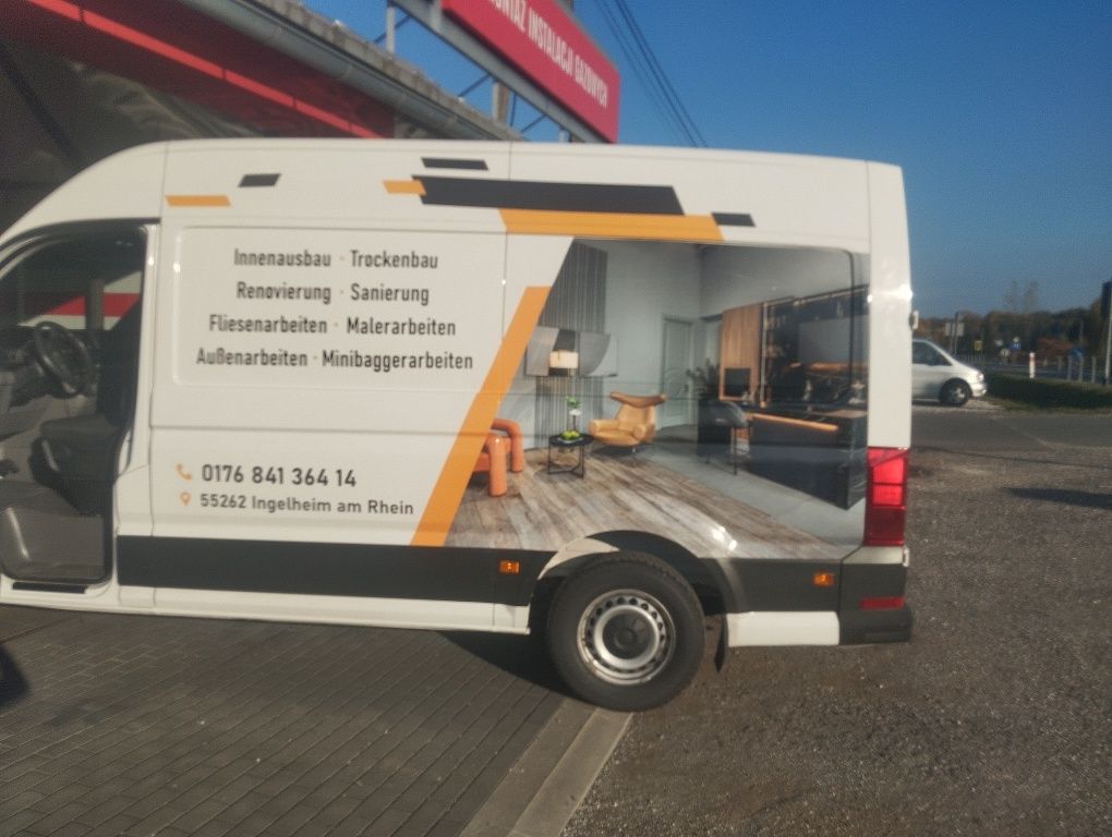 Reklama na samochód oklejanie busów witryn montaż reklam cała Polska