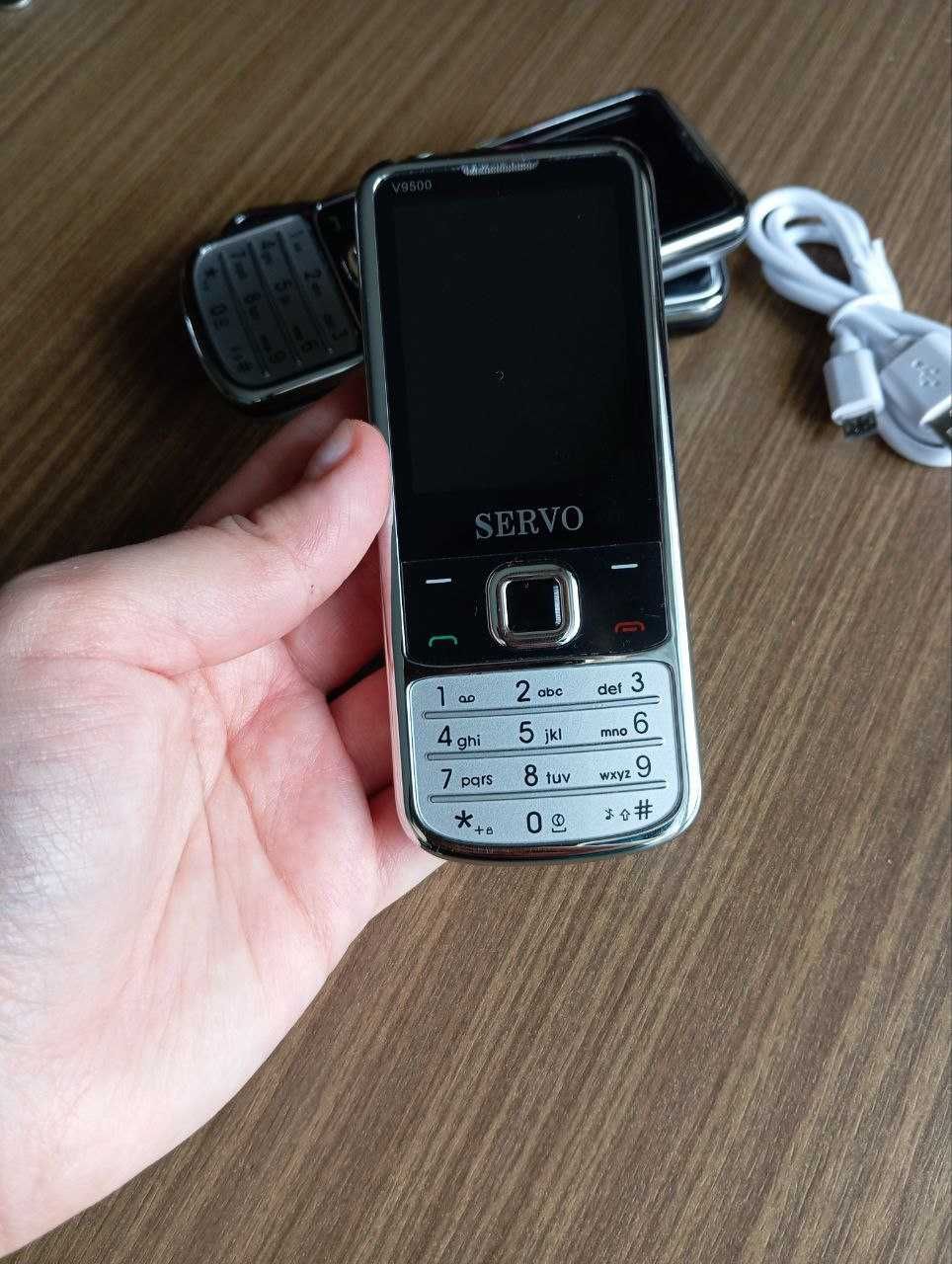 Мобільний телефон SERVO V9500 кнопковий на 4 SIM