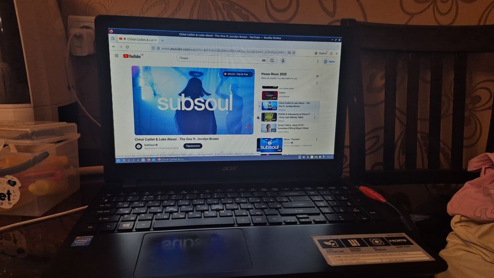 Acer aspire E5-511-C2E9 [2 ram/320 hdd/4* 1.83Ghz]