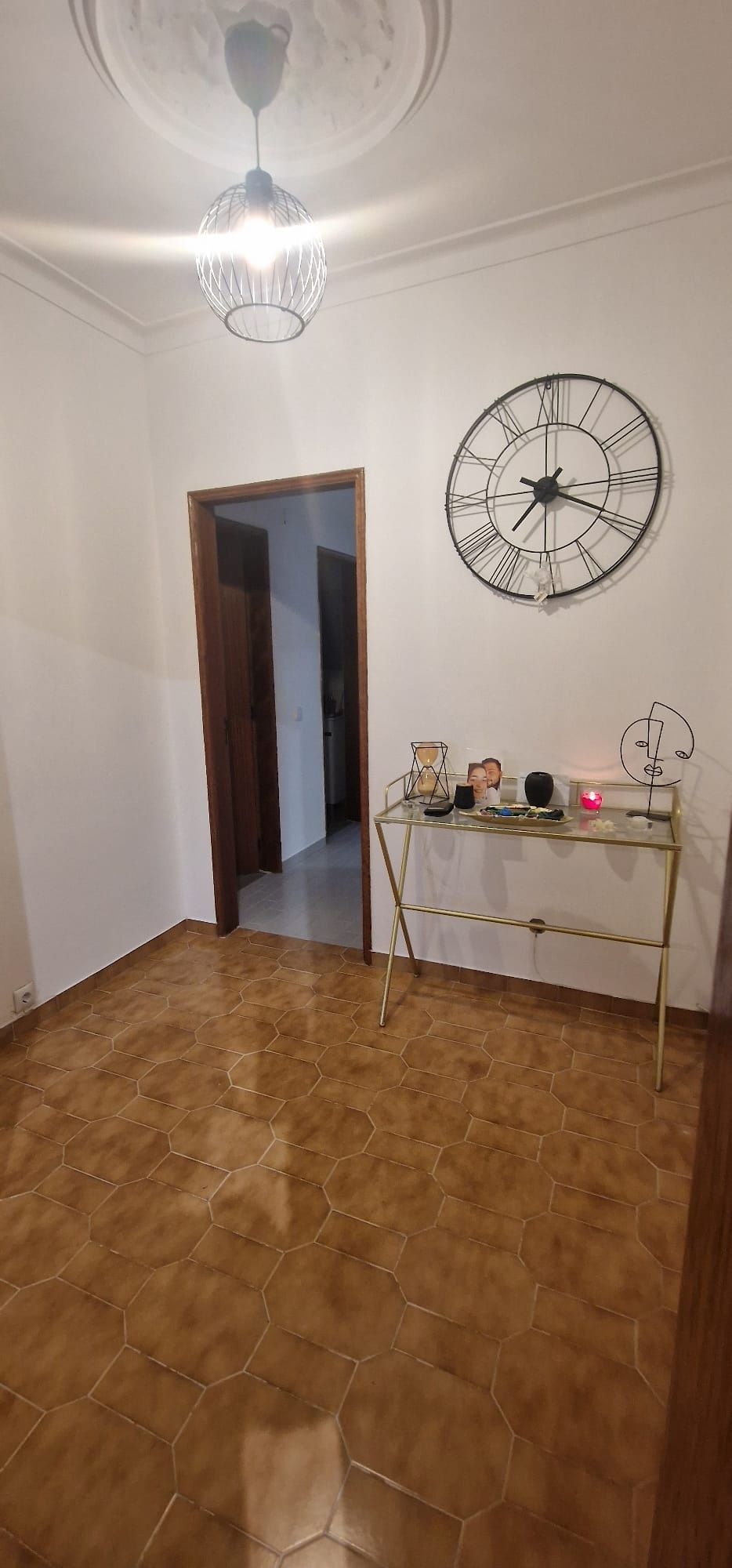 Apartamento t3 com arrecadação renovado