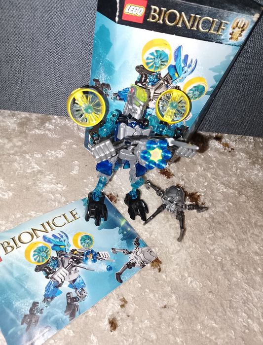 Конструктор, робот Lego Страж Воды Бионикл.