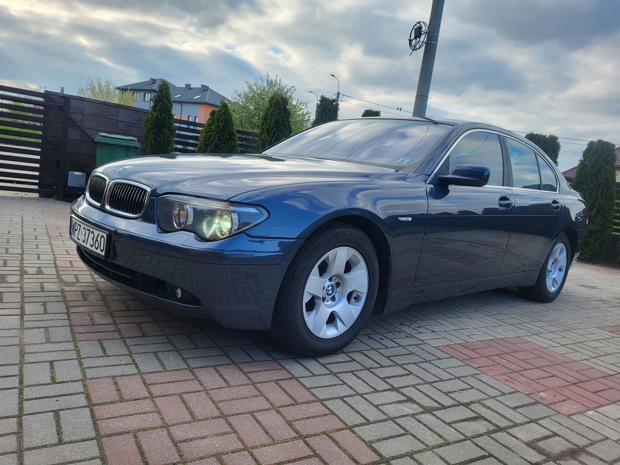 BMW 735i e65 3.6 V8 niski przebieg ideał