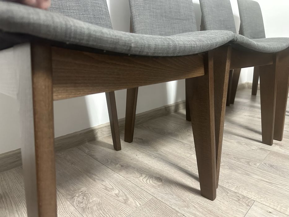 4 деревʼяні стільці Деа бук