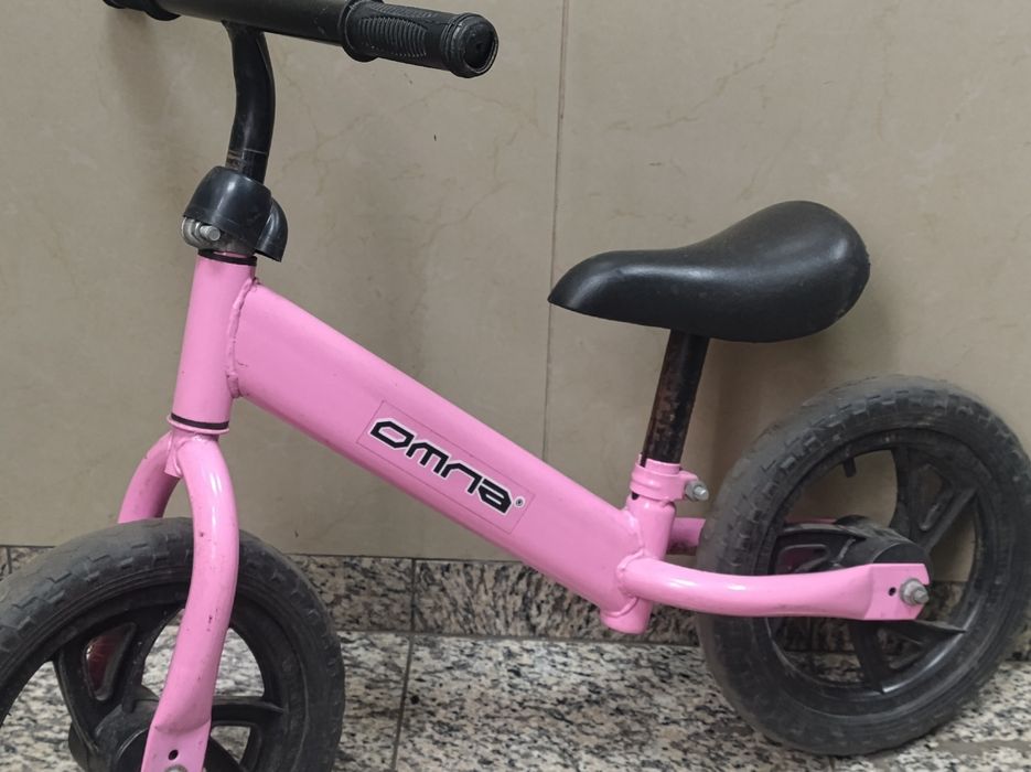(2288/25)rowerek dziecięcy biegowy Omna