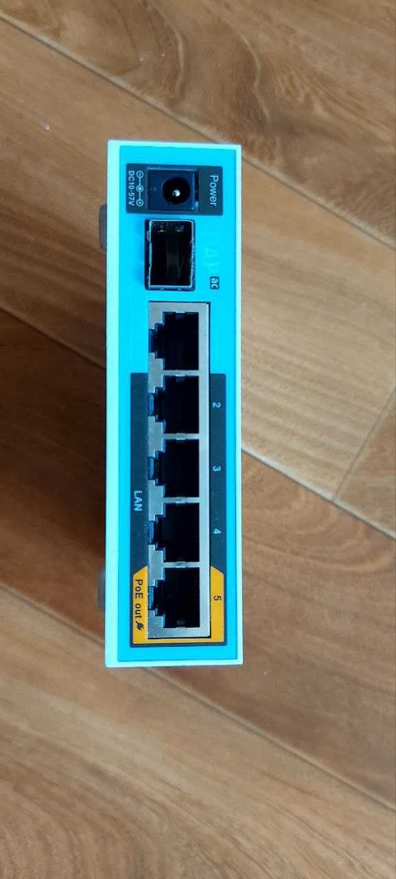 роутер MikroTik hAP ac (RB962UiG5HacT2HnT)