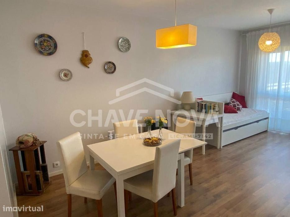 Apartamento T 2  em  Gaia, Sª Marinha  S. P. da Afurada - SD/04329