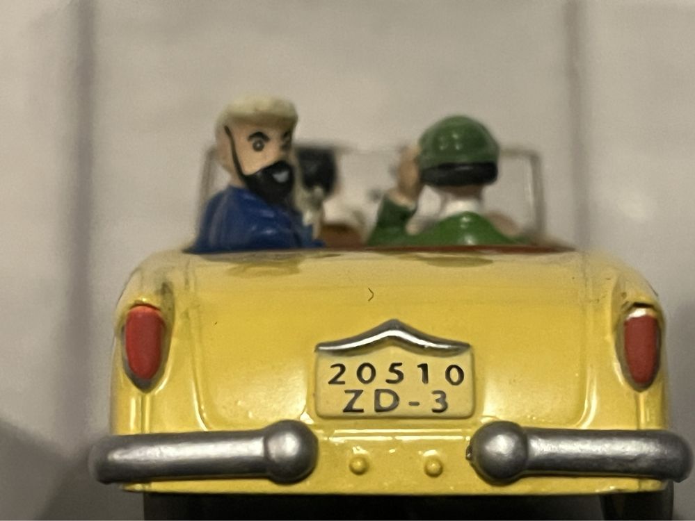 Tintin Carro 1:43
