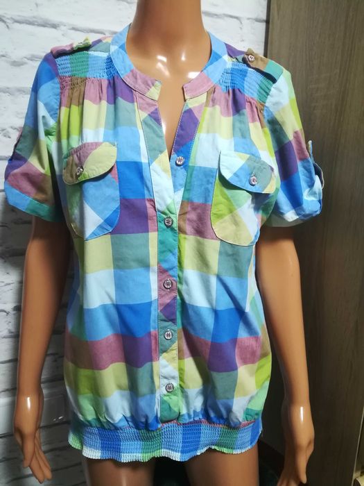 Блузки, рубашка женские, разные.