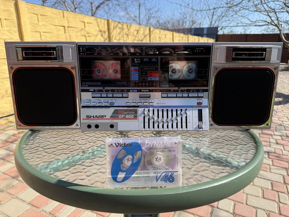 Продам магнитолу SHARP GF-800