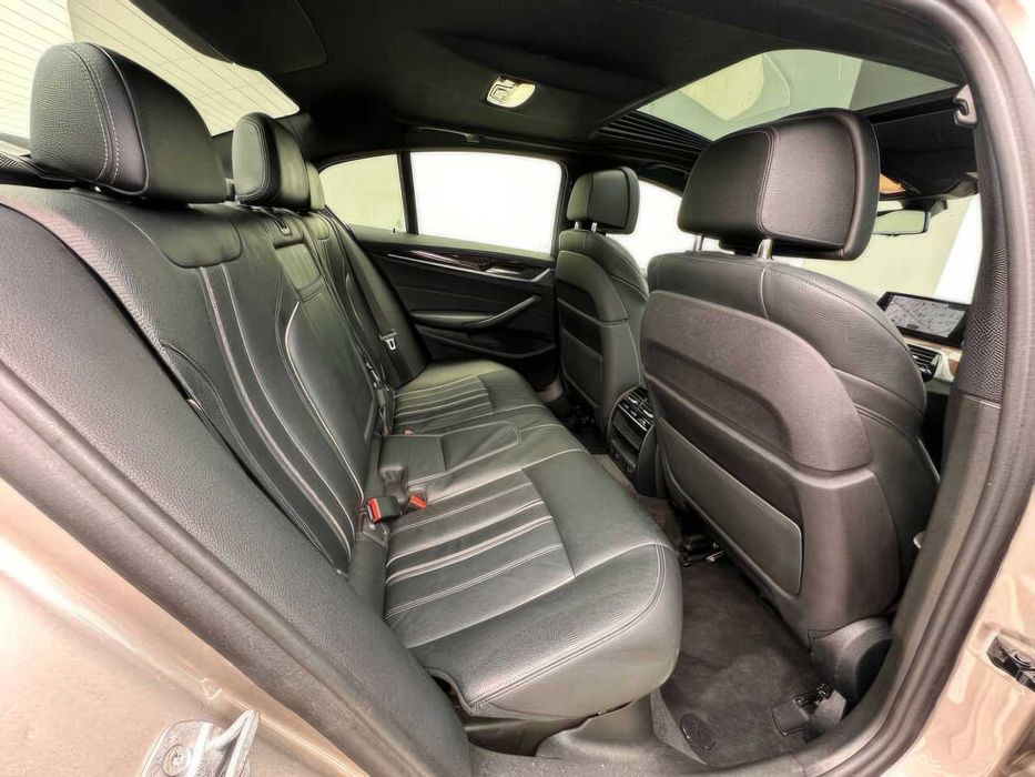 BMW 5 Series 530i      2018