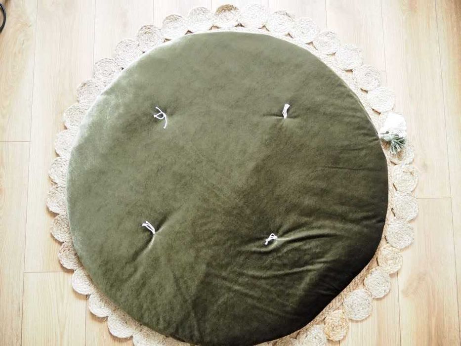 Mata do swobodnej zabawy welurowa ciepła