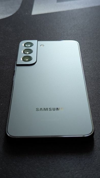 Samsung Galaxy S22 5G 128GB eSIM/SM-S901U1