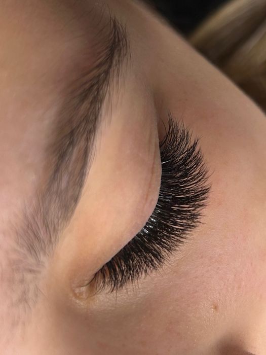 Нарощування вій Вільногірськ