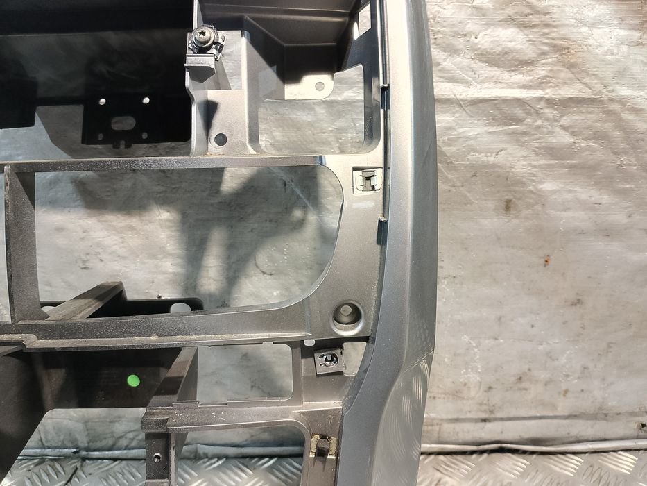 Obudowa Panel Środkowy  Konsola Iveco Stralis 460 E6  504309992