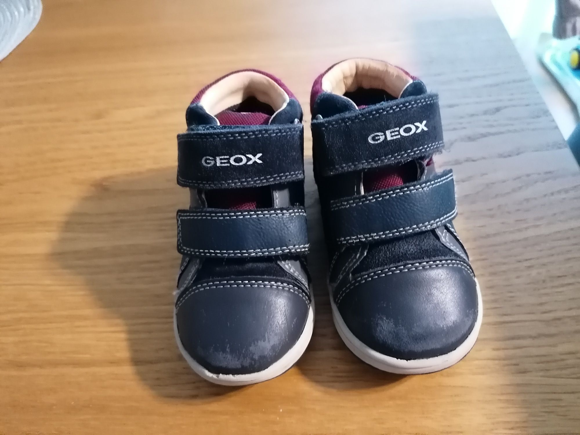 Buty przejściowe Geox rozm. 23