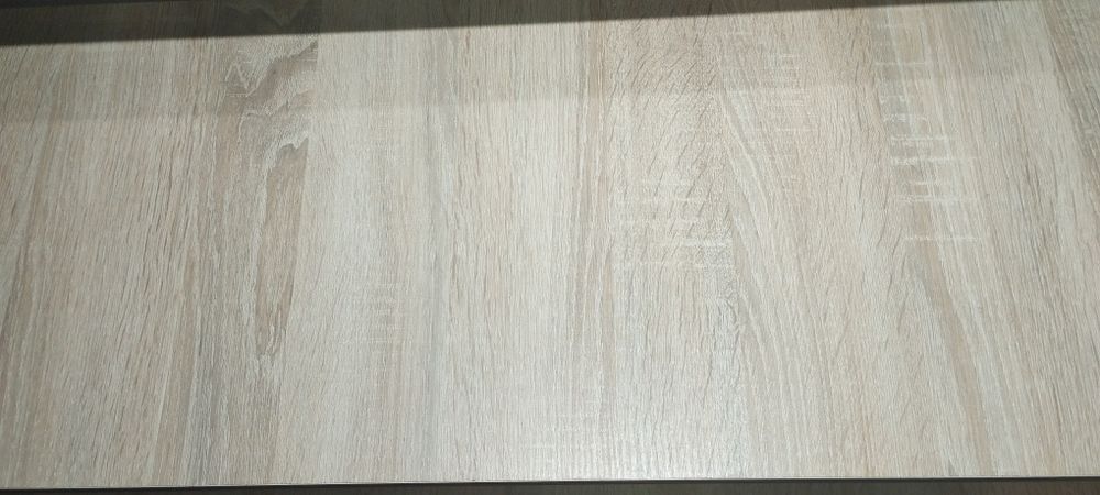 Стіл журнальний. Підставка під телевізор.