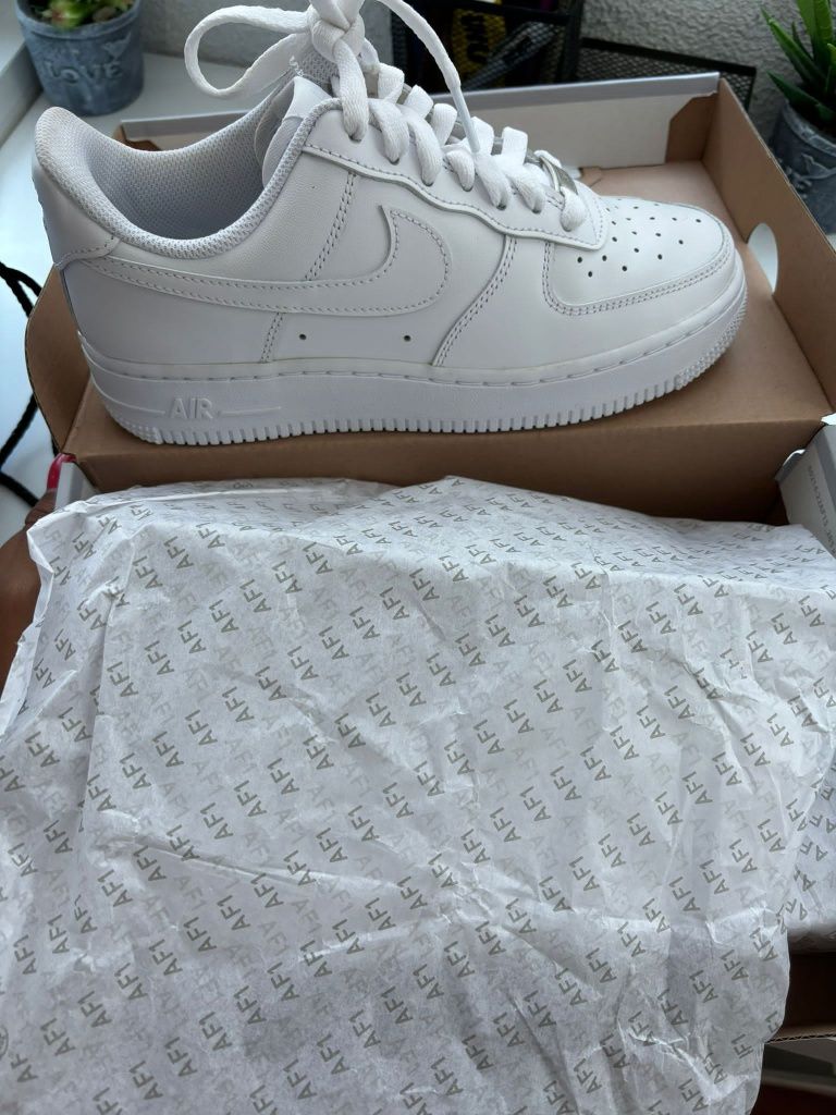 Tenis NiKe novos
