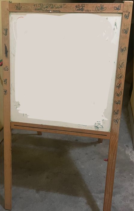 Cavalete - Quadro giz e caneta de acetato