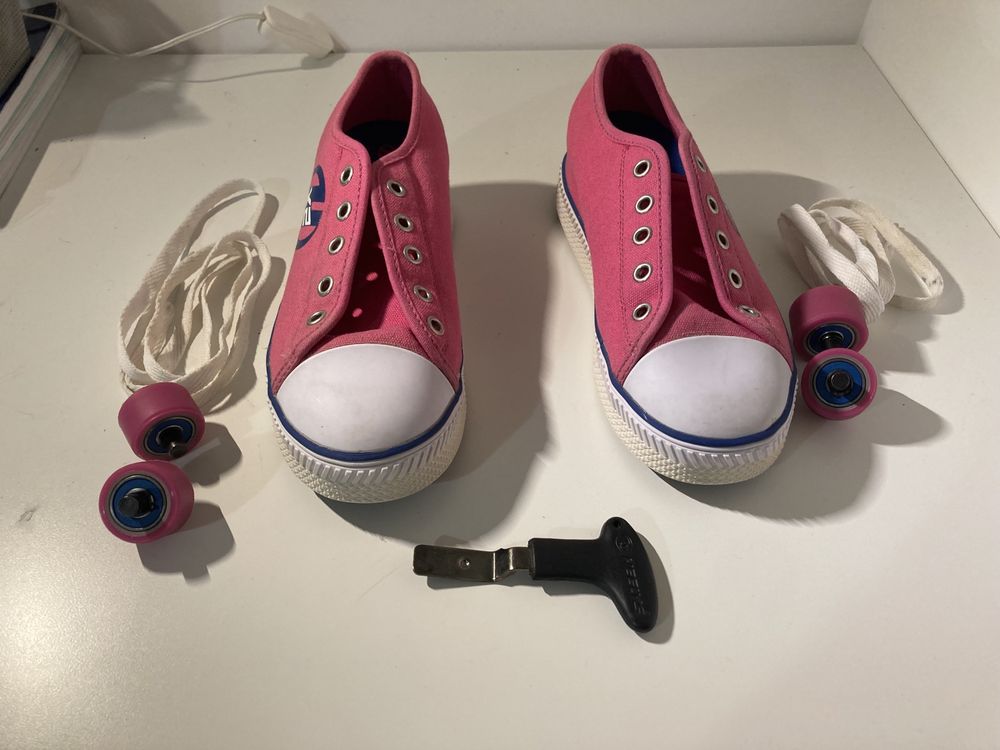 Ténis Heelys com rodas para criança