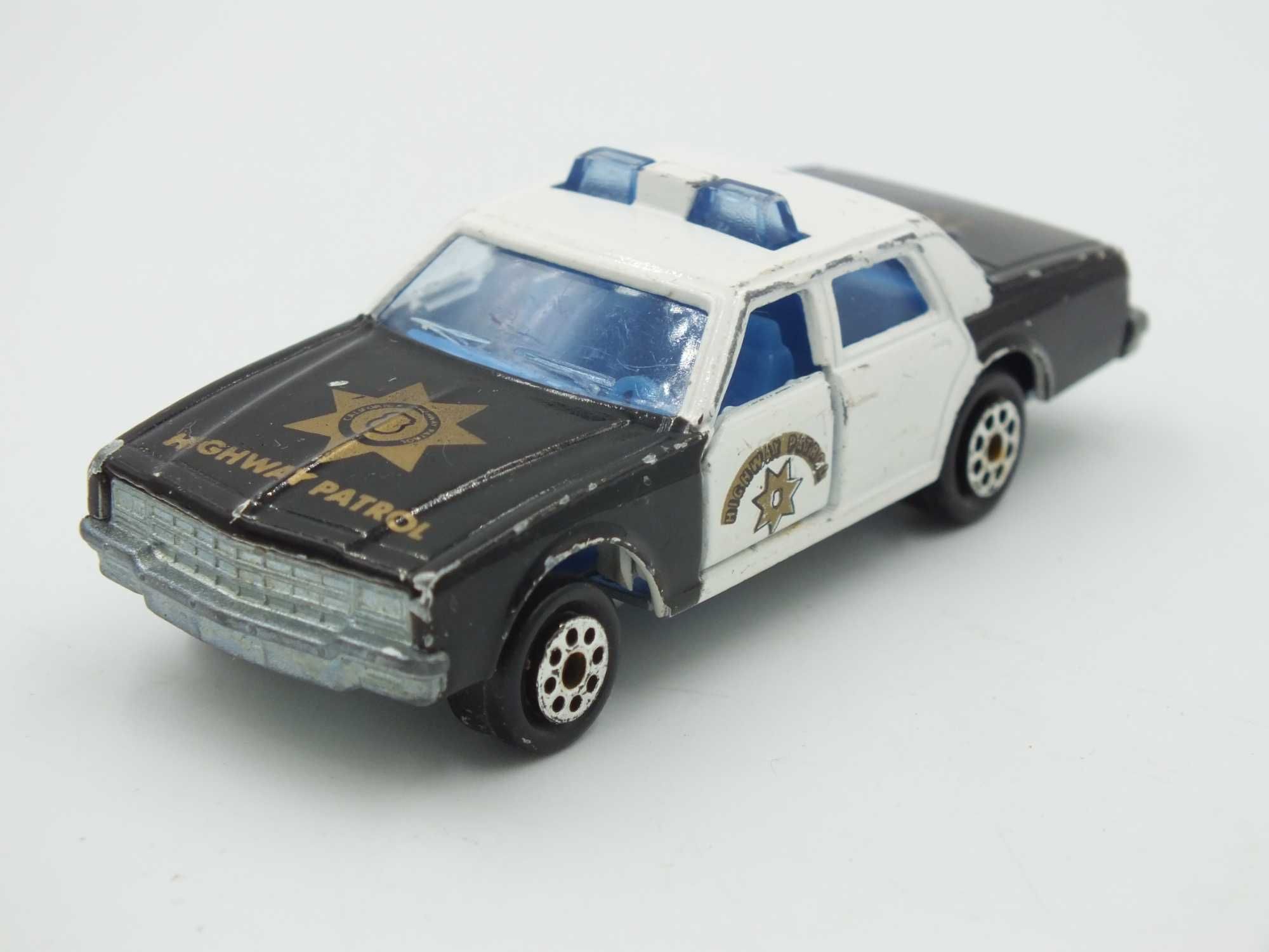 Model CHEVROLET IMPALA Majorette Higway Patrol retro resorak