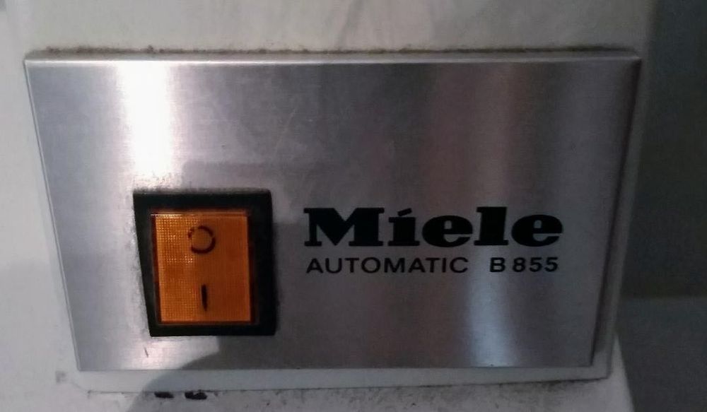 Maquina passar a ferro MIELE AUTOMATIC B 855