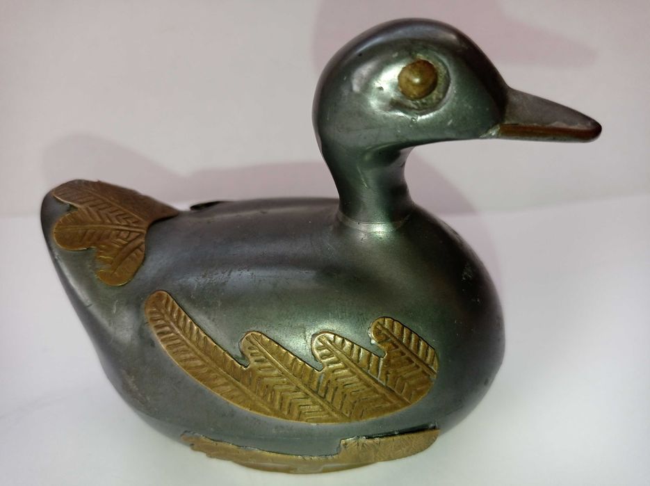 Piękna stara kaczka - ołów?