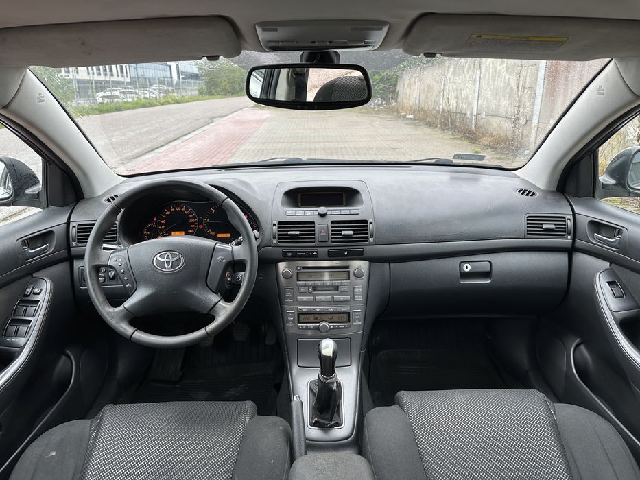 Toyota Avensis T25 Sedan 2.0 Diesel, klimatyzacja, bez korozji!