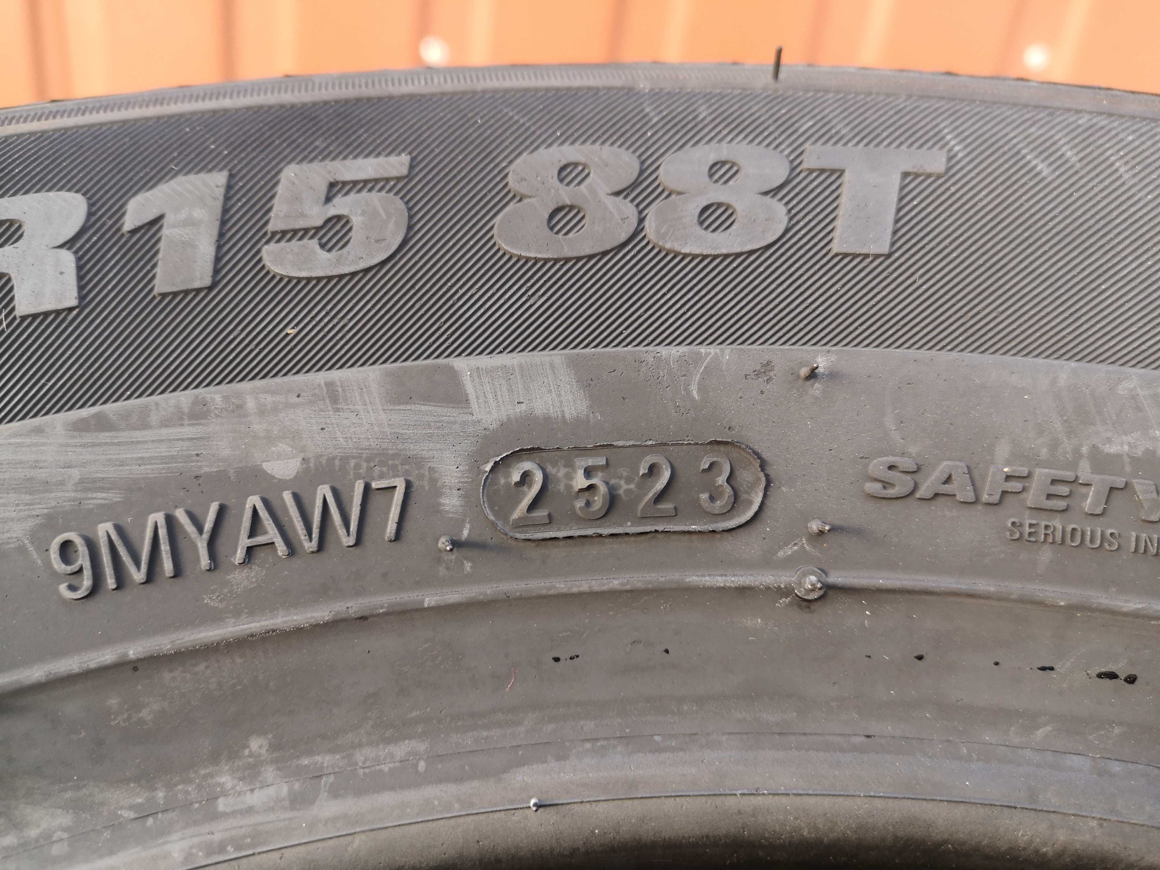 185/65 R15 88T - Kumho Winter Craft WP52 (8 sztuk) NOWE