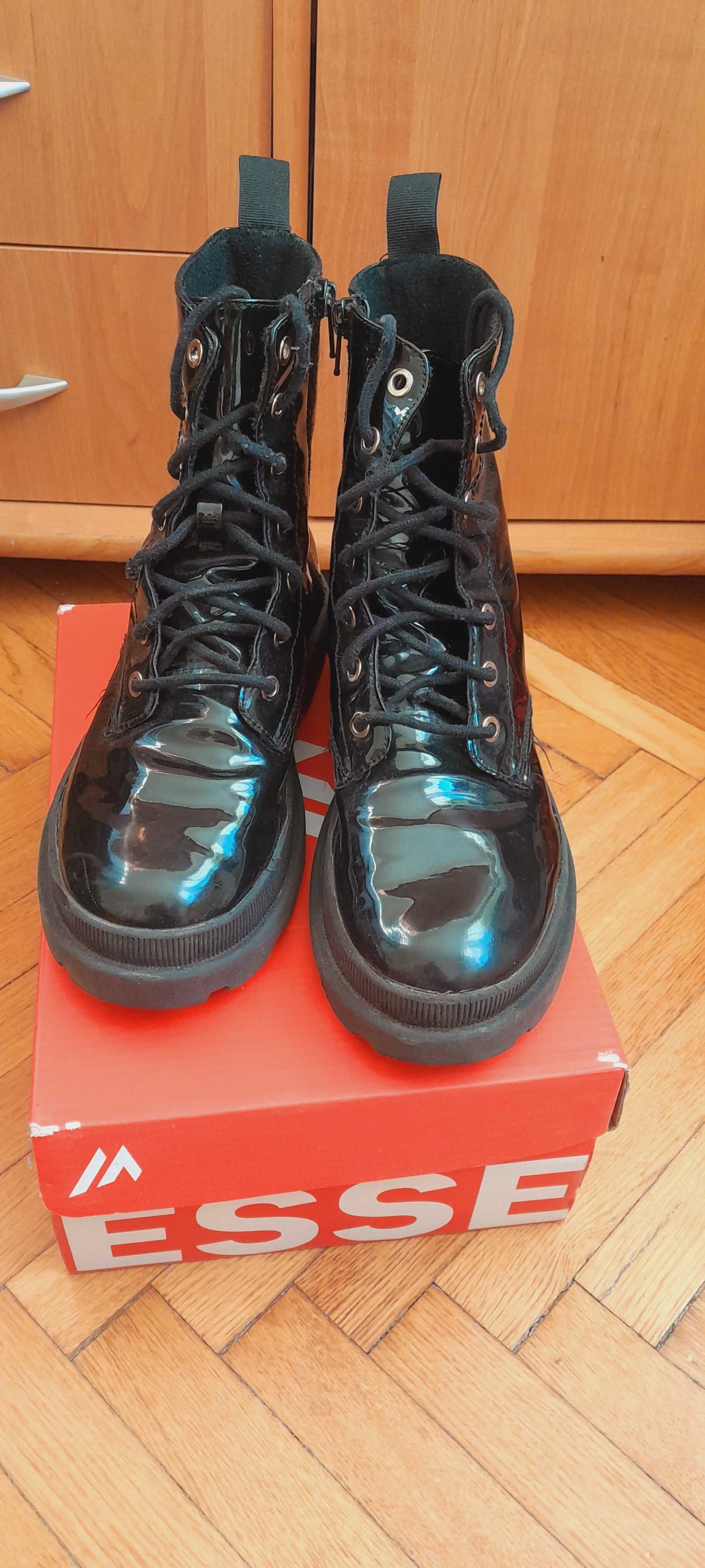 Botki zimowe lakierowane H&M 38