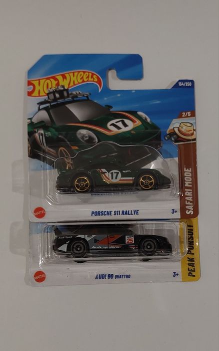 Hot wheels variados