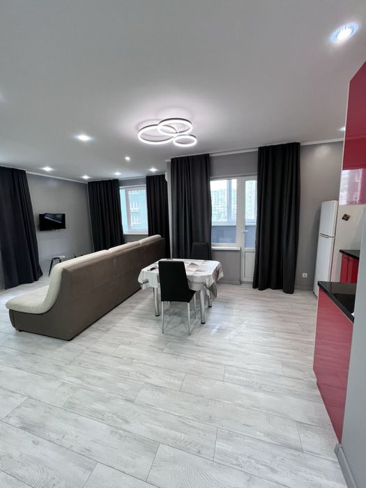 Сдам по суточно квартиру