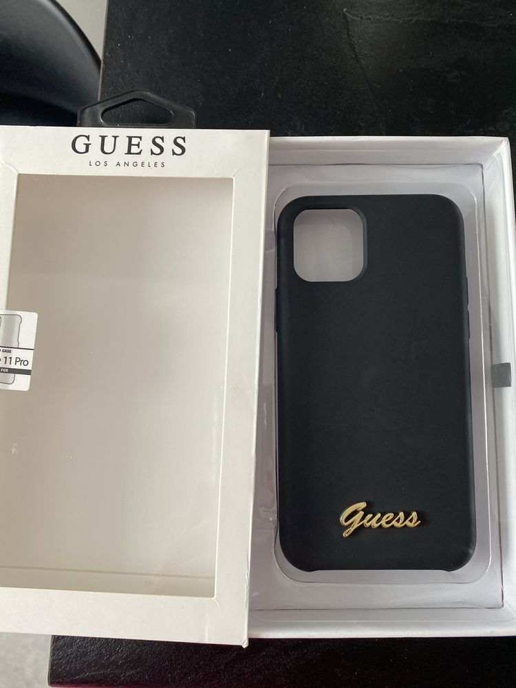Etui iphone 11 pro guess