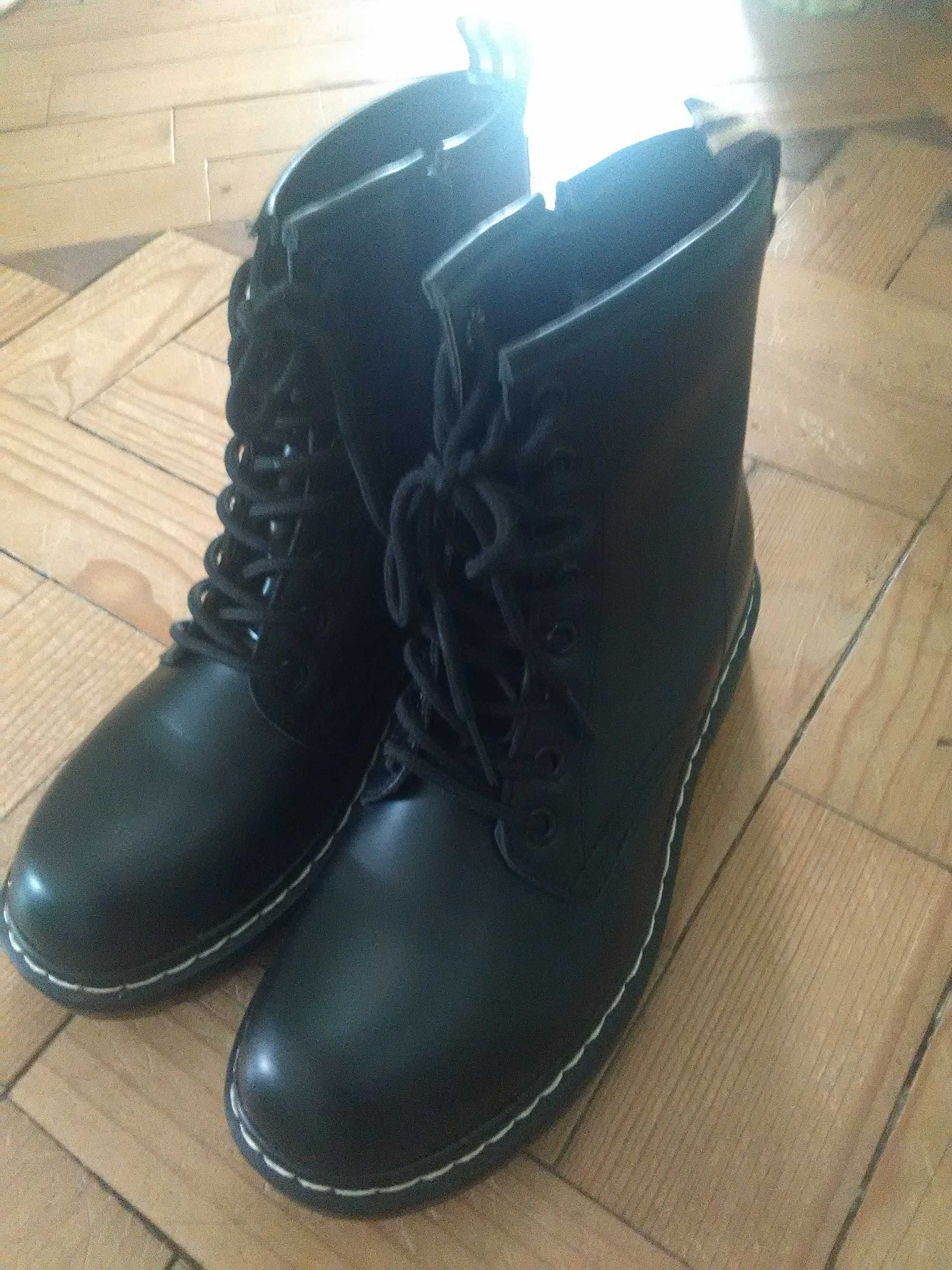 Botas NOVAS 37 estilo militar