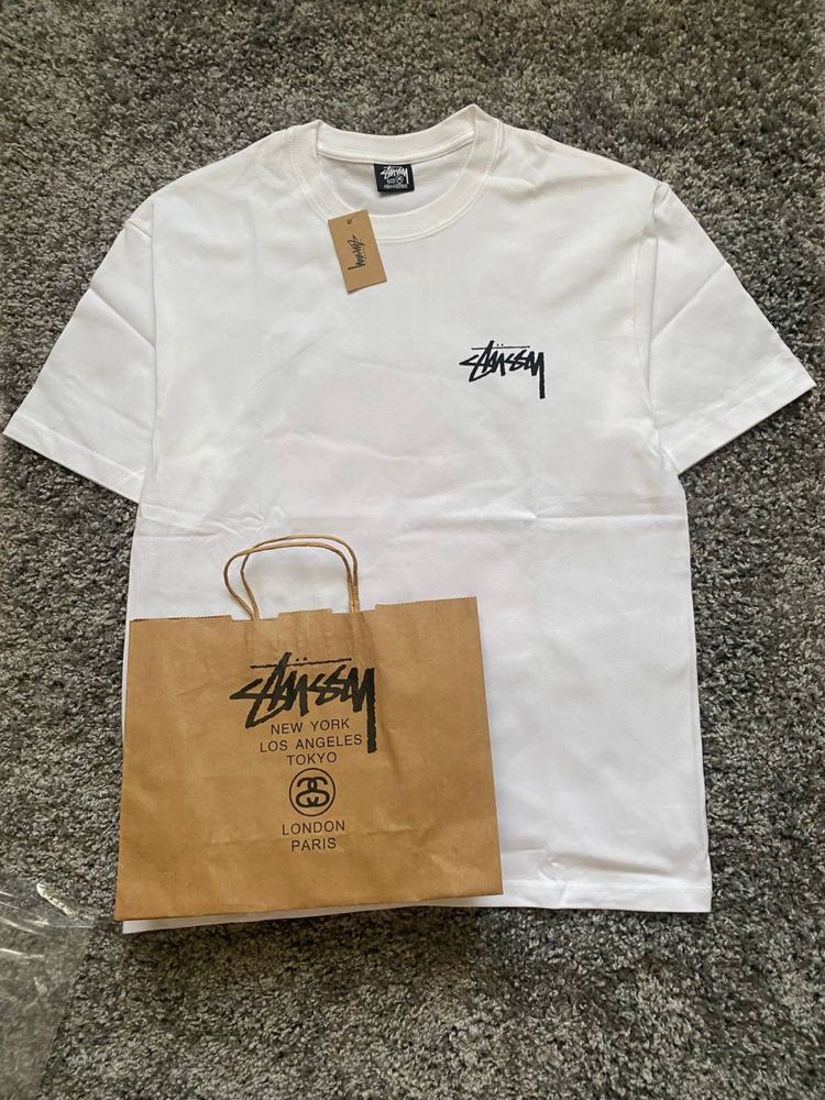 Футболка STUSSY