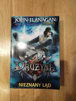 John Flanagan - Drużyna -  Nieznany ląd