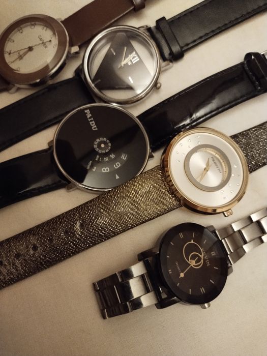 Жіночий наручний годинник