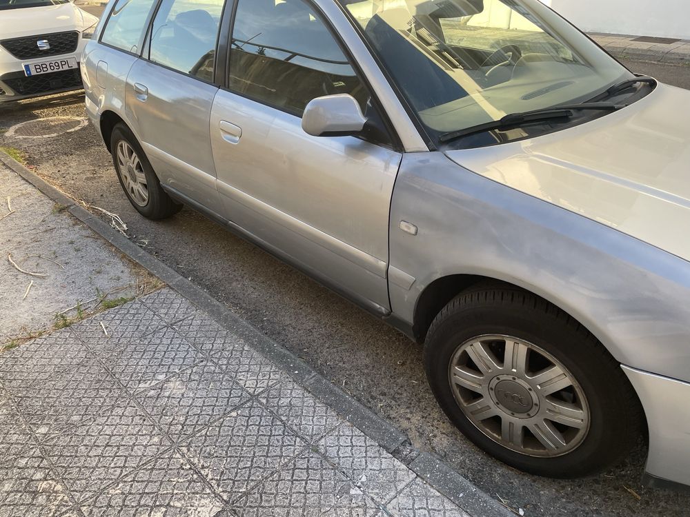 Vendo Audi A4 Avant 1.9 TDI