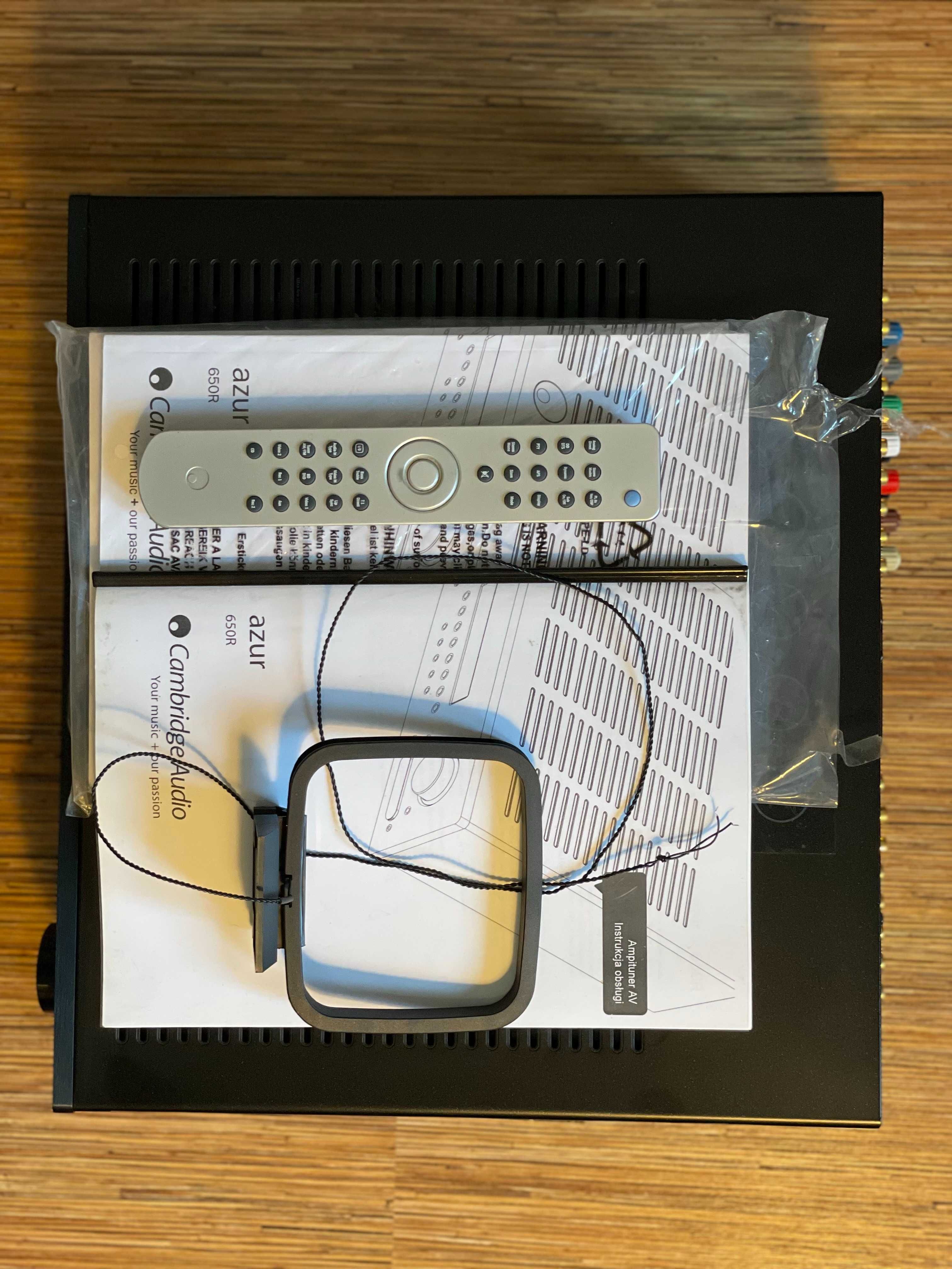 Amplituner Cambridge Audio Azur 650R