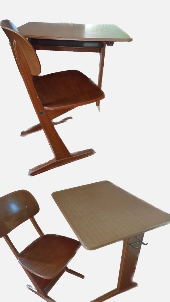 Парта и стул для ребенка младшей школы из натурального дерева.