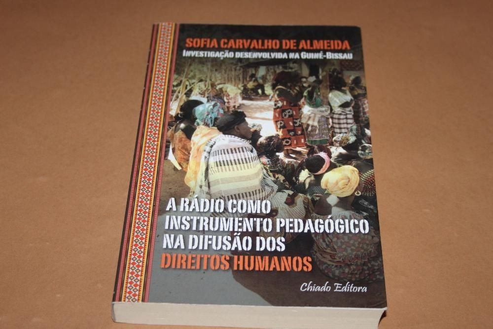 A Rádio Como Instrumento Pedagógico