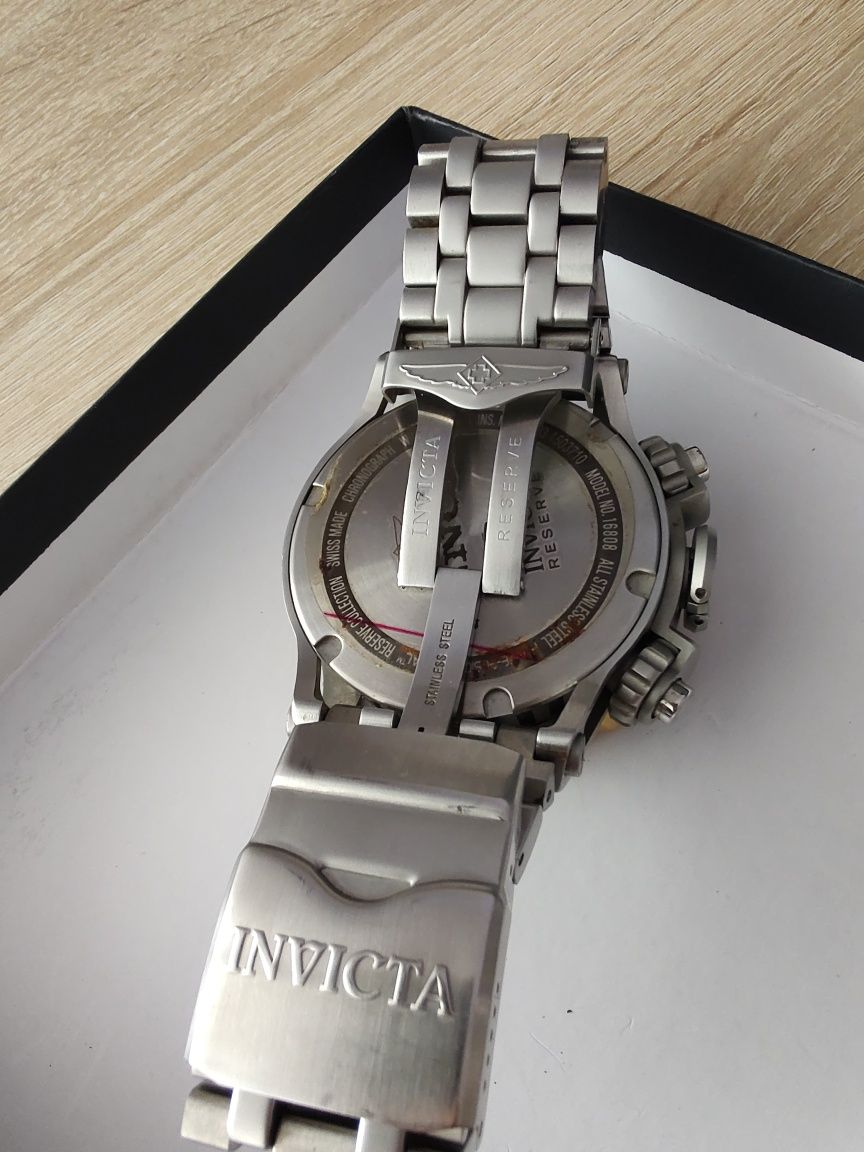 Invicta venom 16808