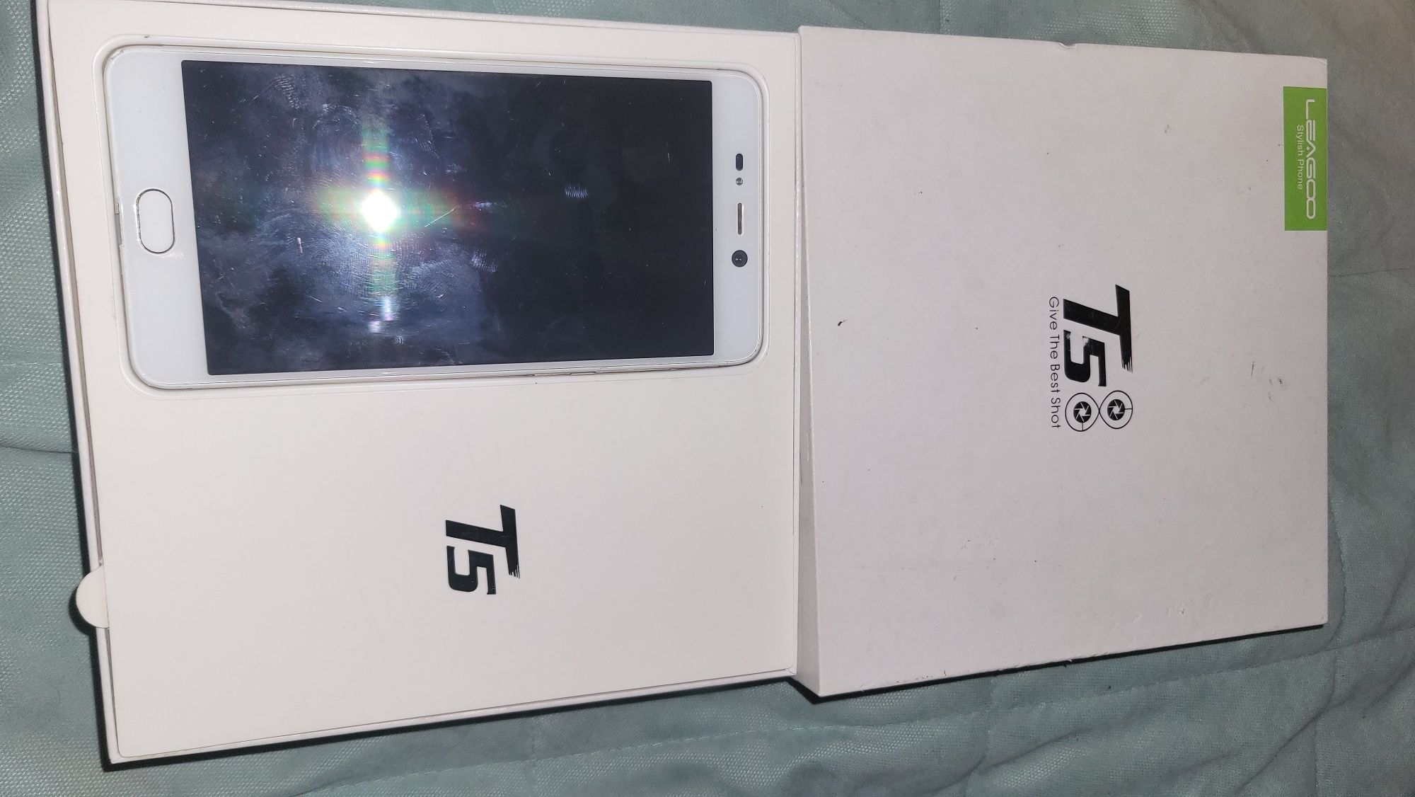 Смартфон, мобільний телефон Leagoo T5