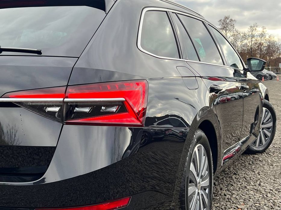Skoda Superb 2021р. Premium Plus.