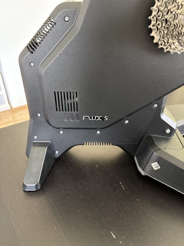 Trenażer Tacx Flux S Smart