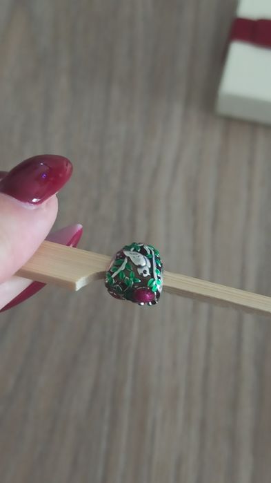 Zawieszka srebrna 925 w stylu Pandora – ptaszek wśród liści